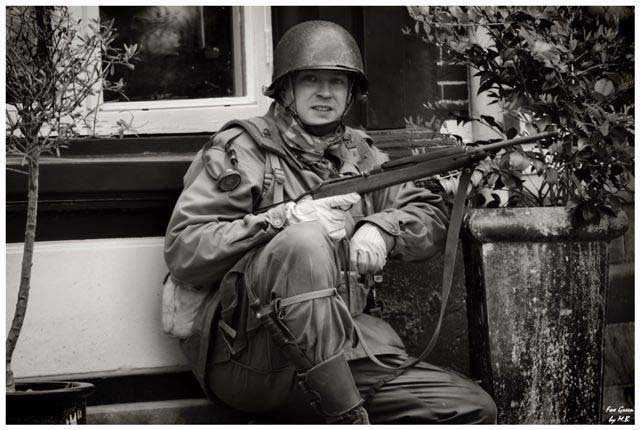 mg 898